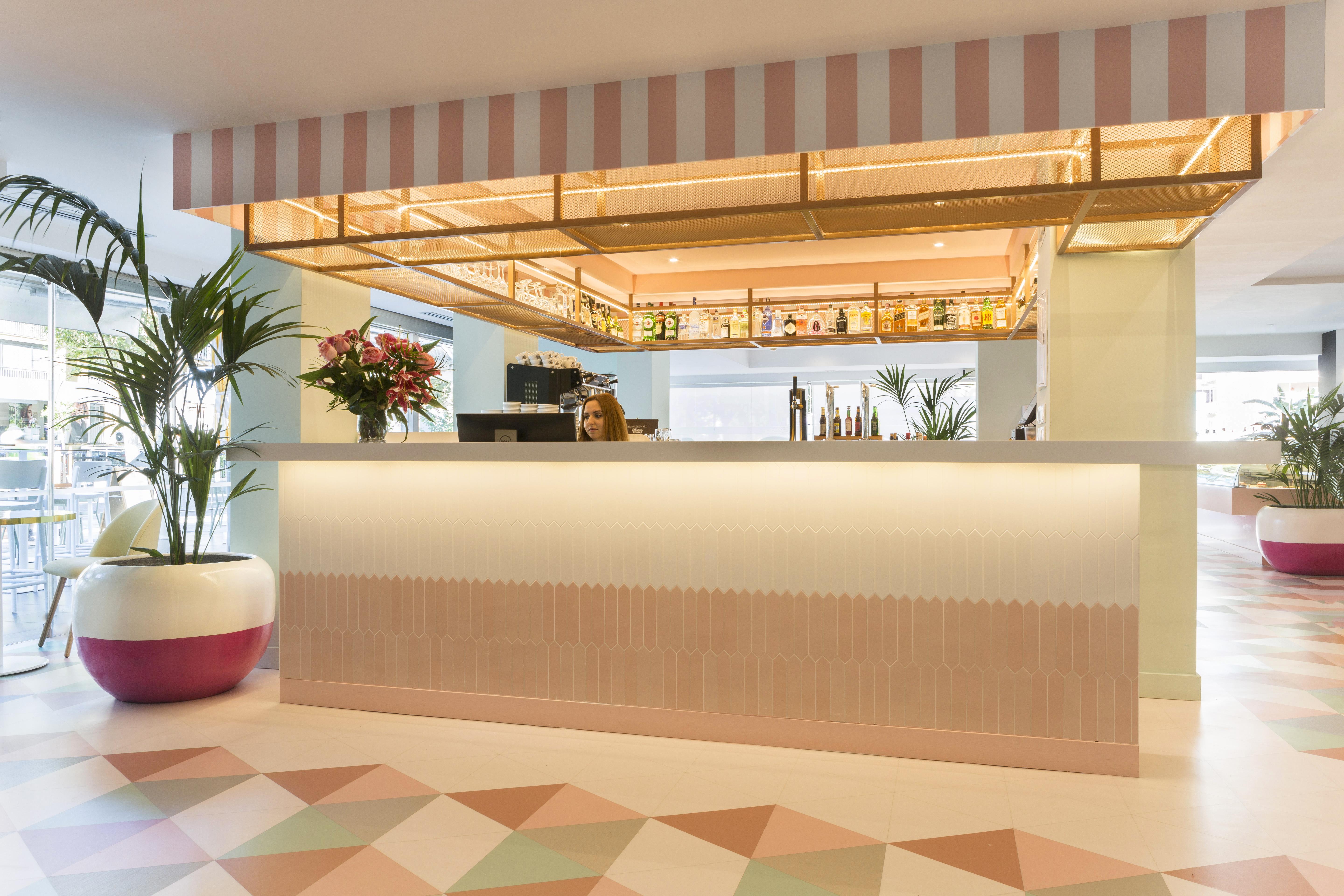The Agir Springs Hotel By Medplaya (Adults Only) Benidorm Dış mekan fotoğraf